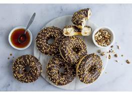 Donut med karamellfyll