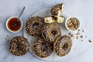 Donut med karamellfyll