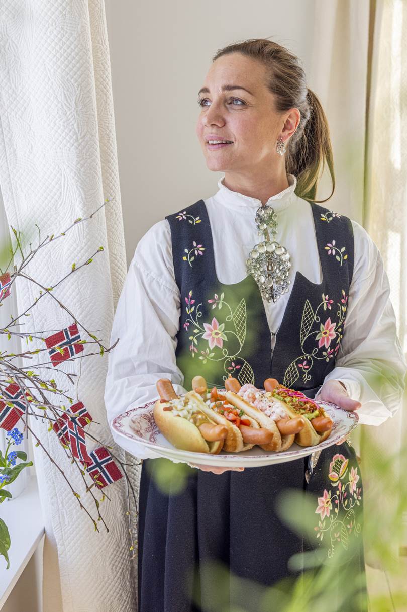 Linn Hermansen 17. mai.jpg