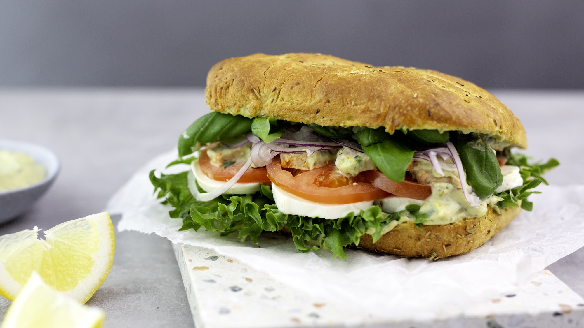 4 m&aring;ter du kan nyte focaccia p&aring;_stotte3.jpg