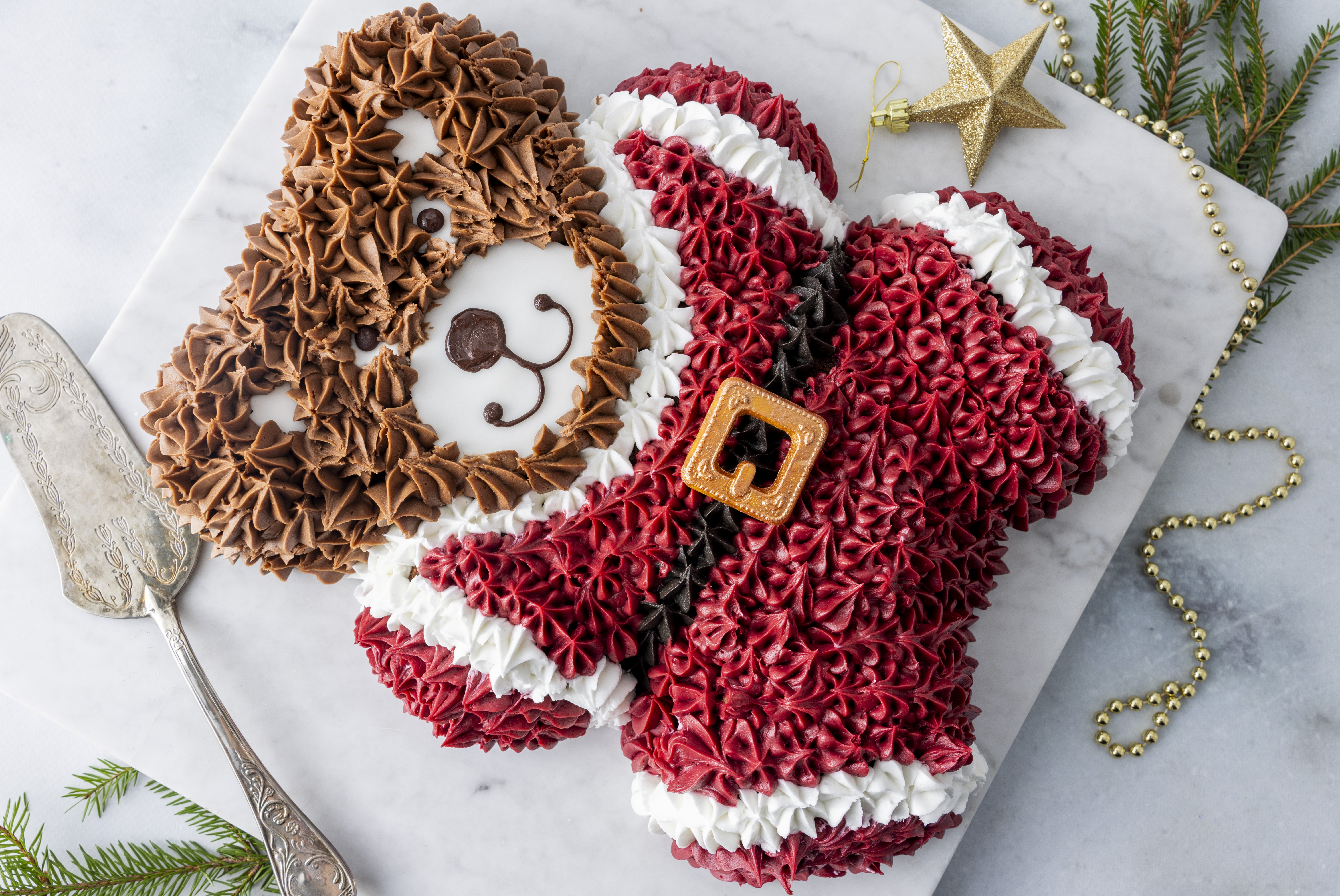 V&aring;re beste tips til julens kaker_bamsekake nisse.jpg